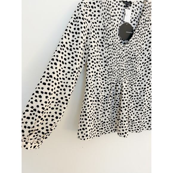 New Smocked Bib Animal Print Dot Blouse Size Small - Picture 2 of 8